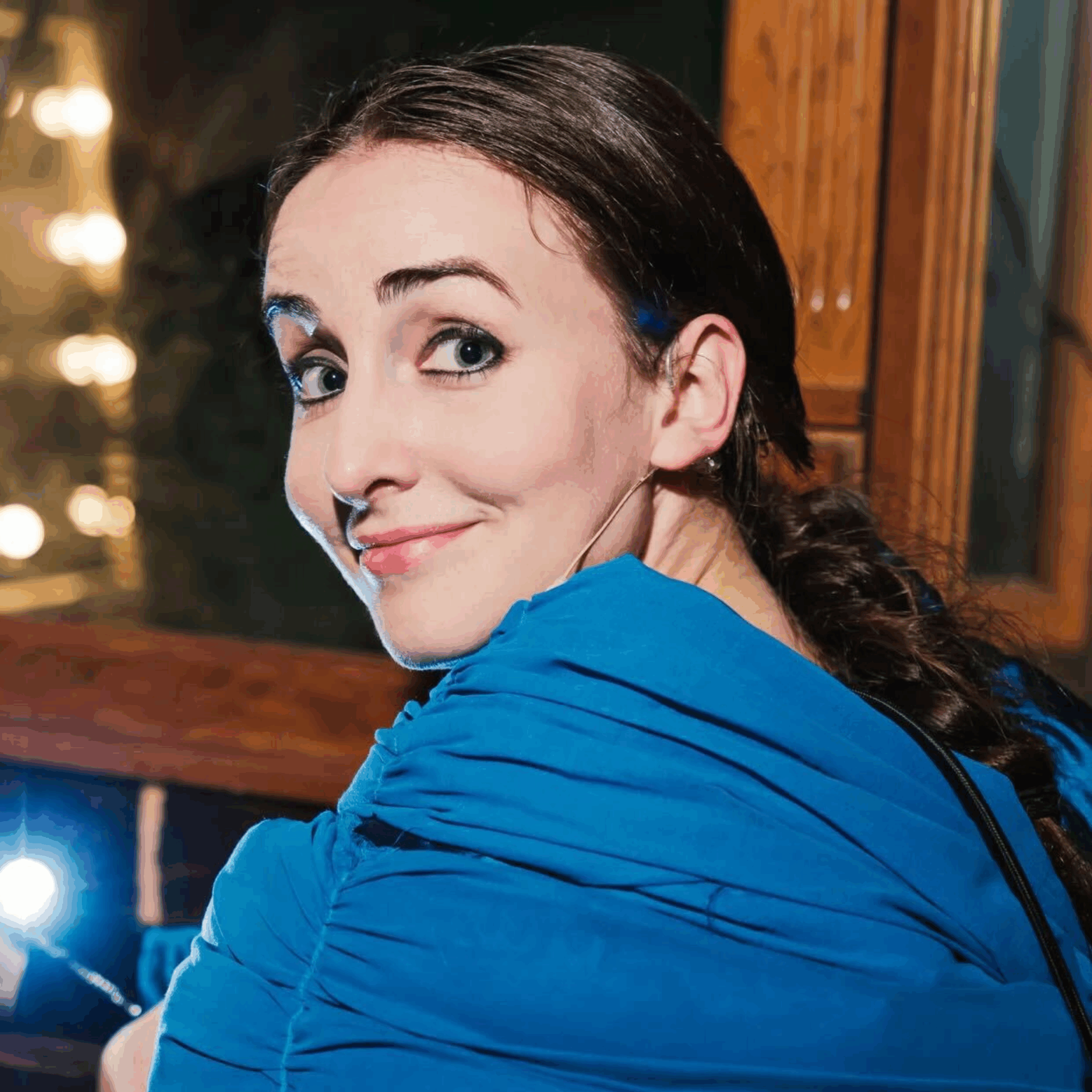 Julia Masli Headshot