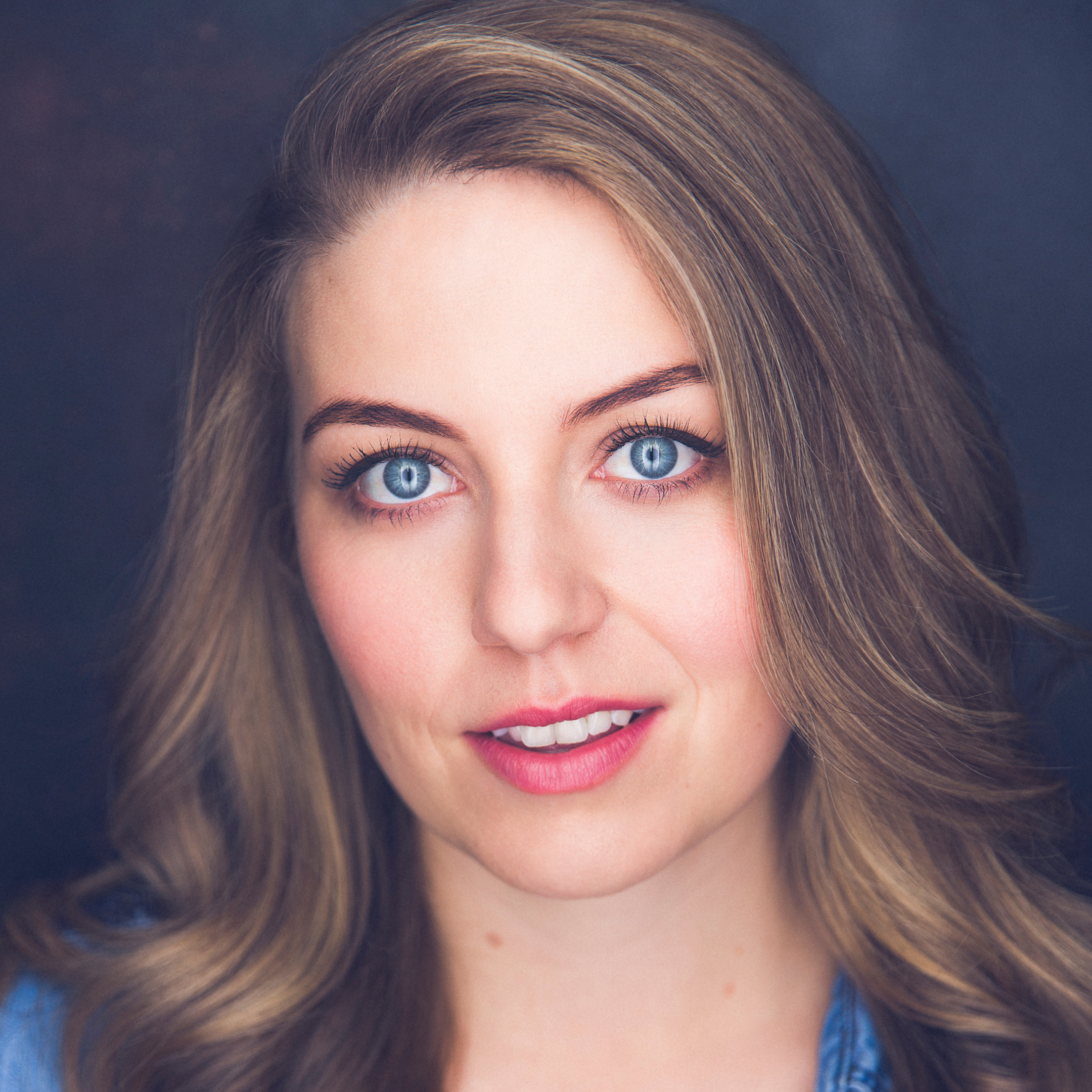 Ali Viterbi Headshot